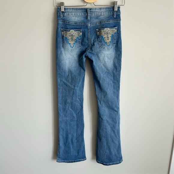 Mid-rise flared jeans - Picture 2 of 4